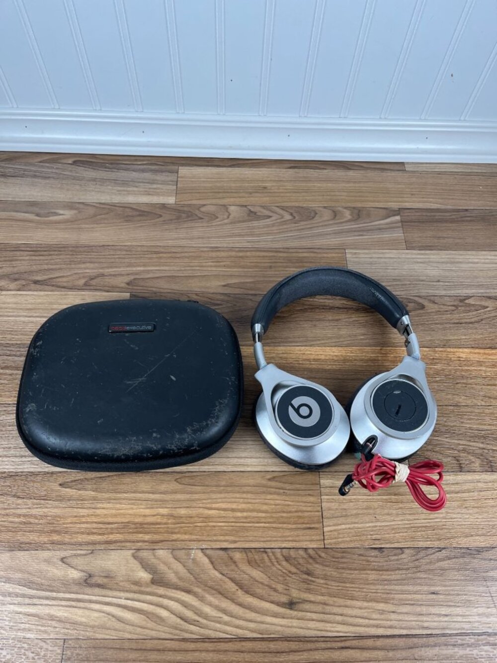 BEATS by Dr. Dre Executive Over the Ear Wired Headphones w/ Case, Cord  READ